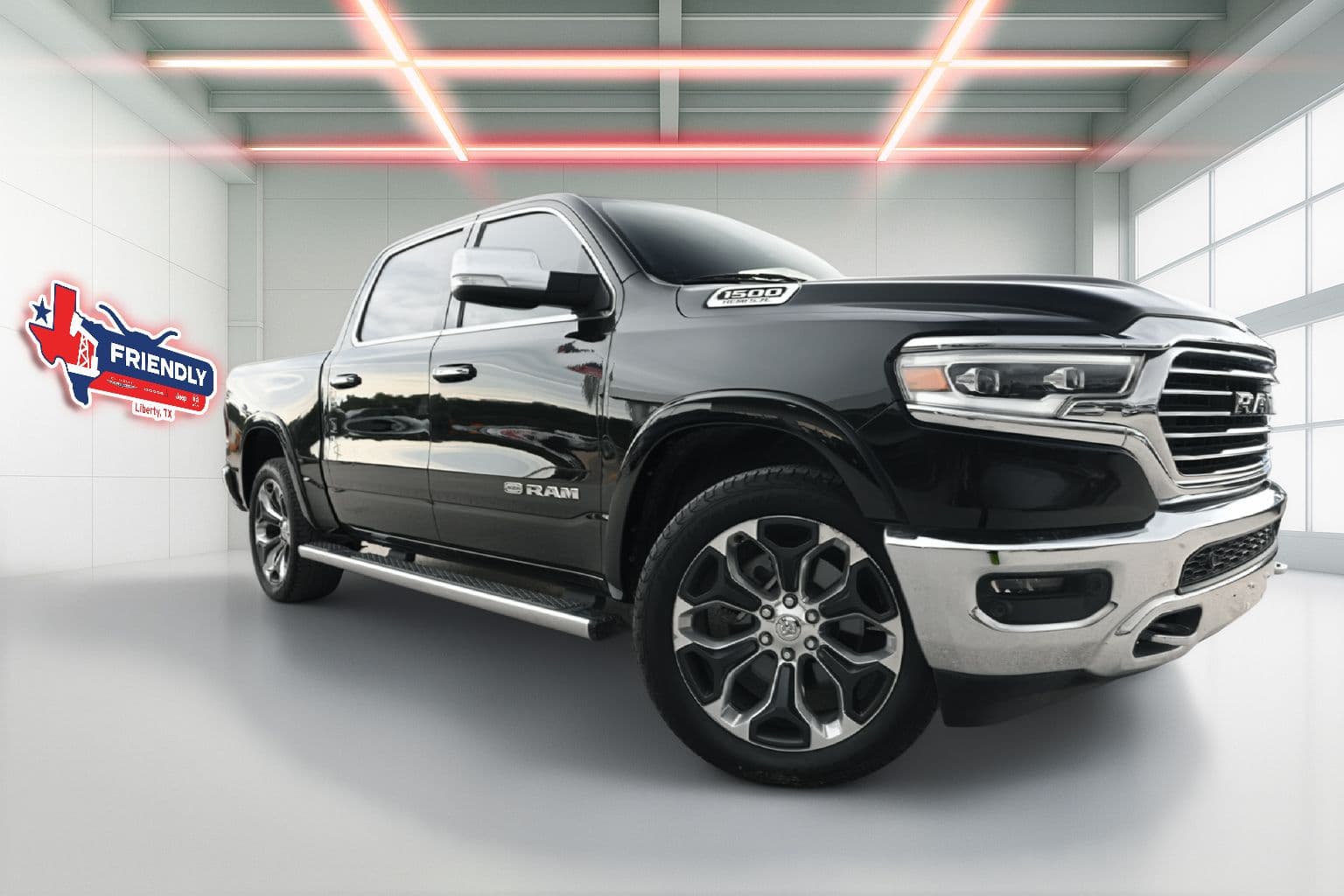 2019 RAM 1500 Longhorn — photo 1 of 38