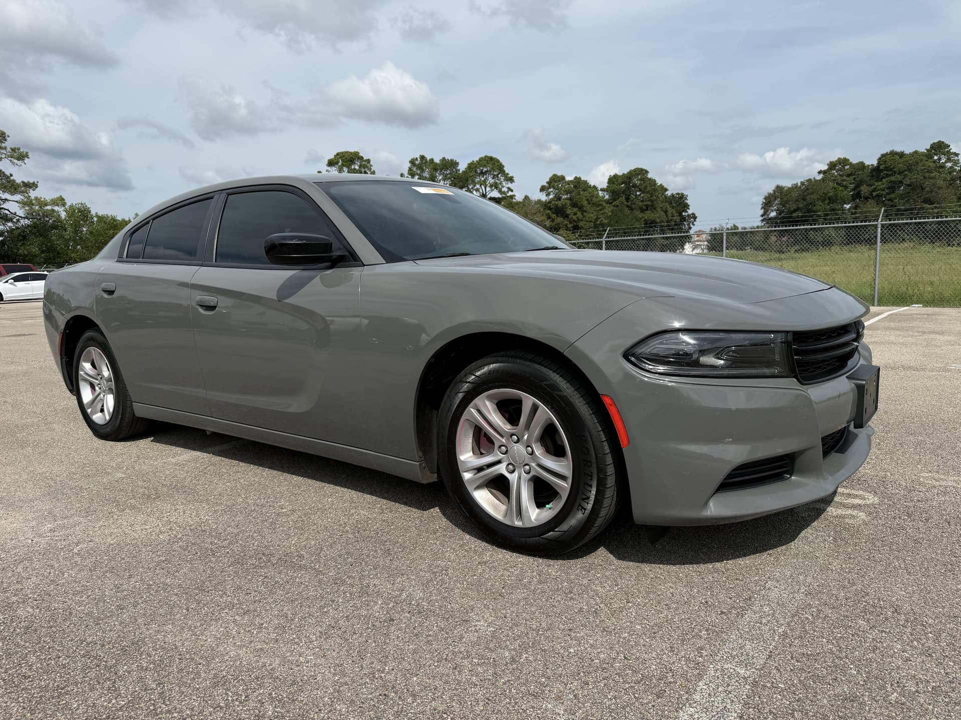 2023 Dodge Charger SXT — photo 1 of 4