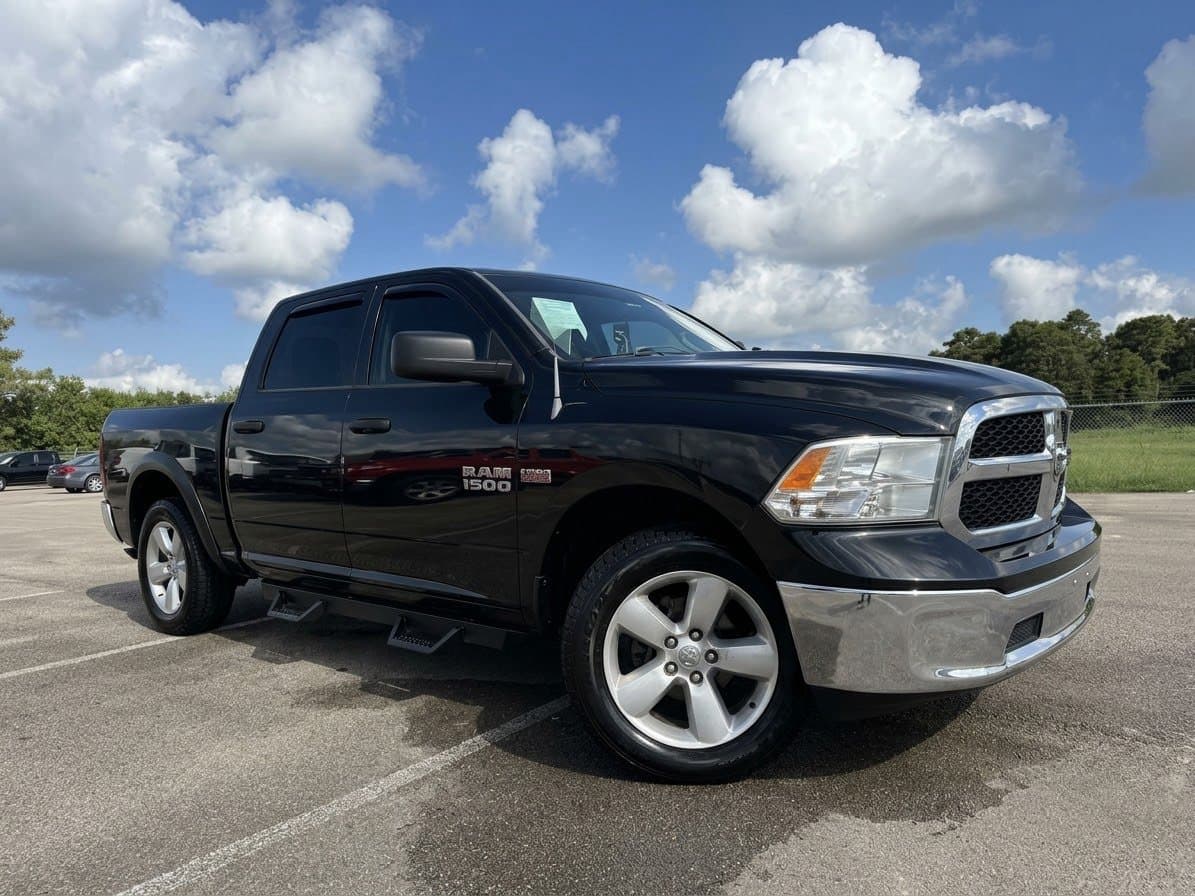 2013 RAM 1500 SLT — photo 1 of 5