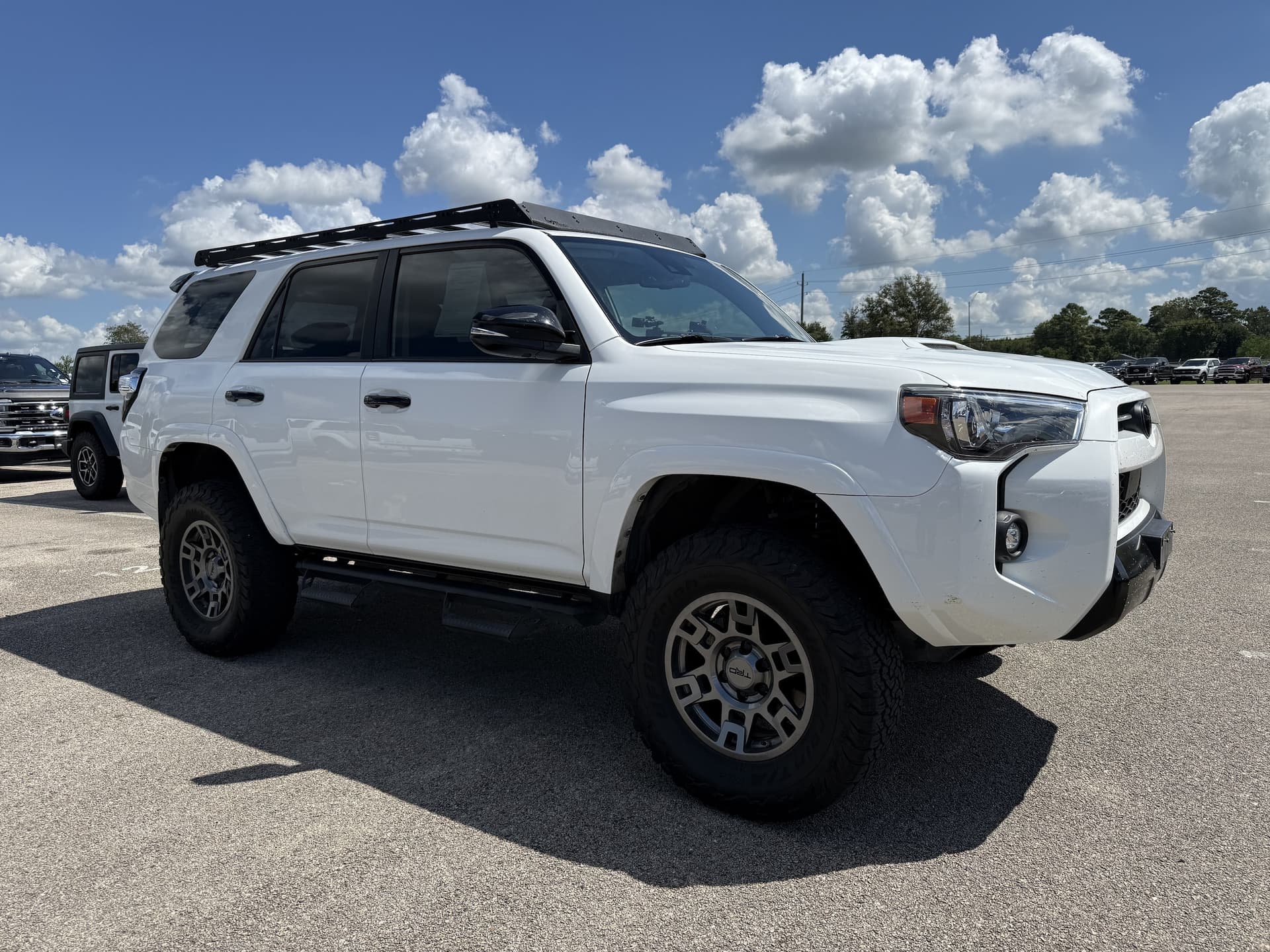 2021 Toyota 4Runner Venture — photo 1 of 5