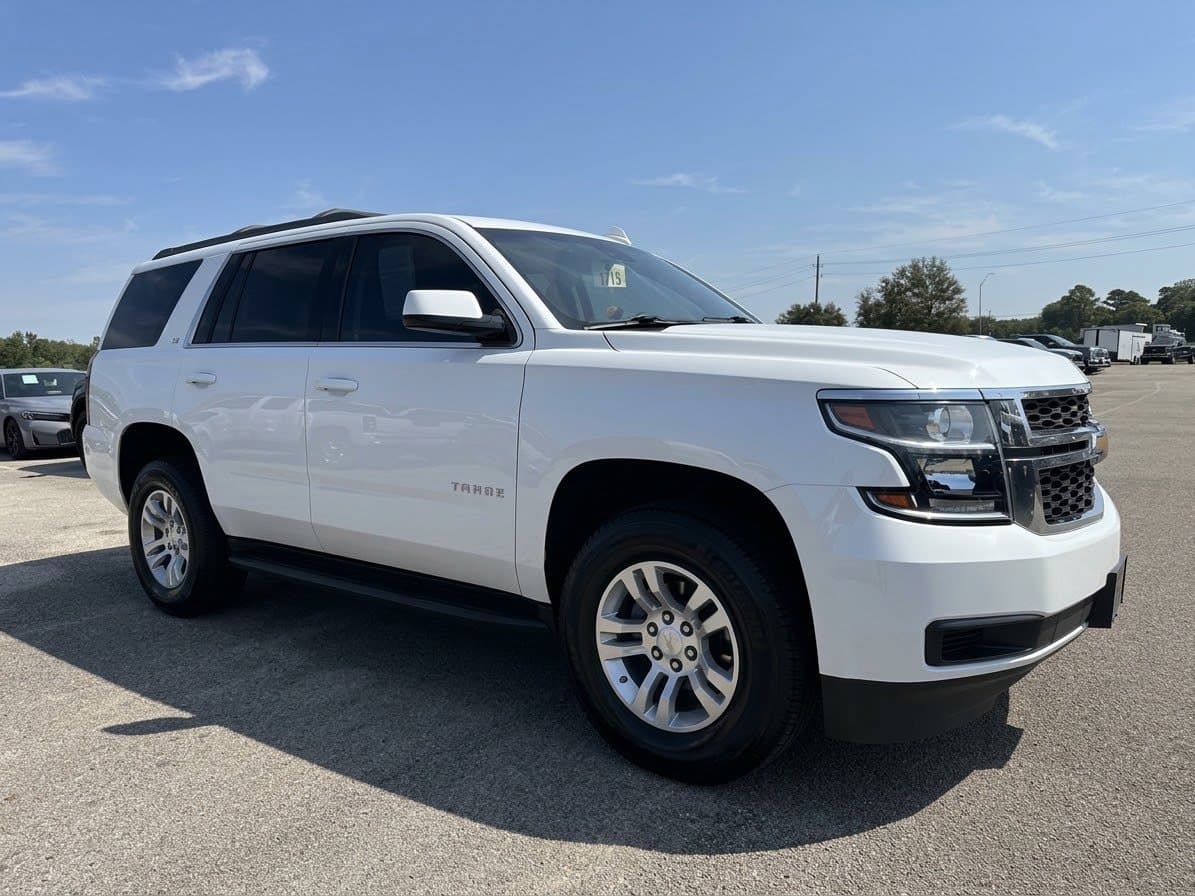 2018 Chevrolet Tahoe LT — photo 1 of 5