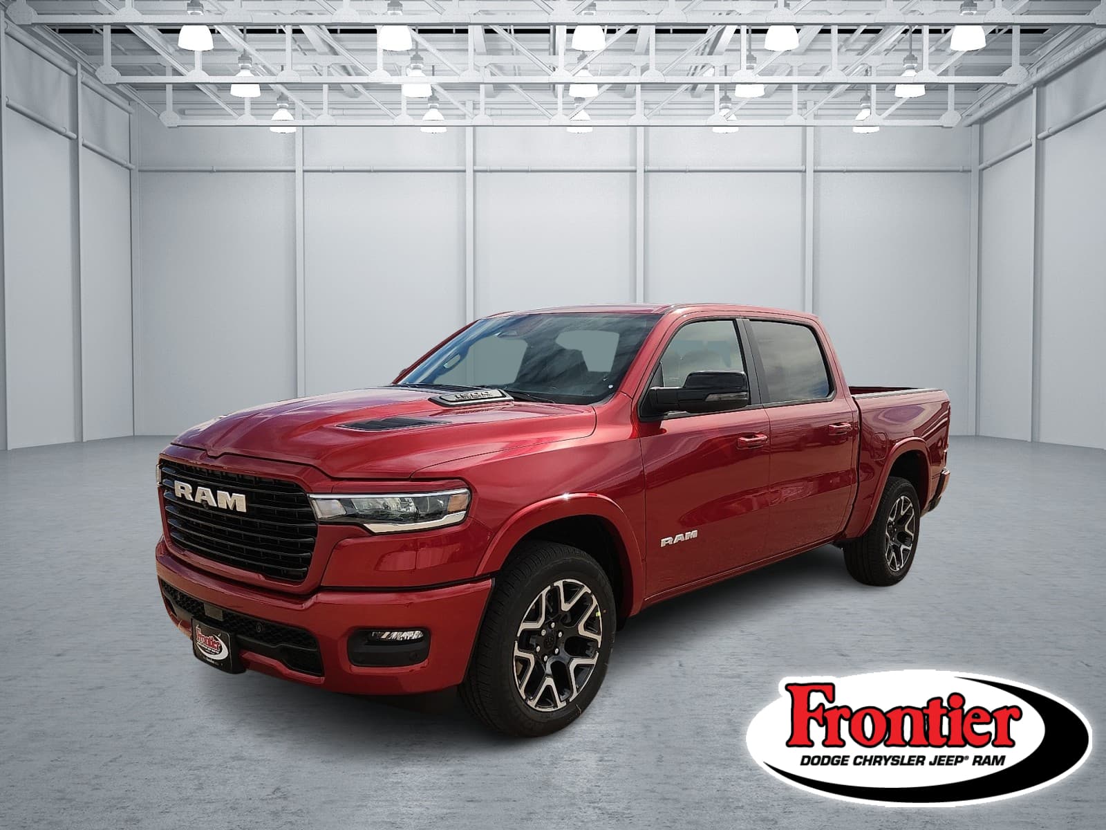 2027 RAM 1500 Laramie — photo 1 of 32