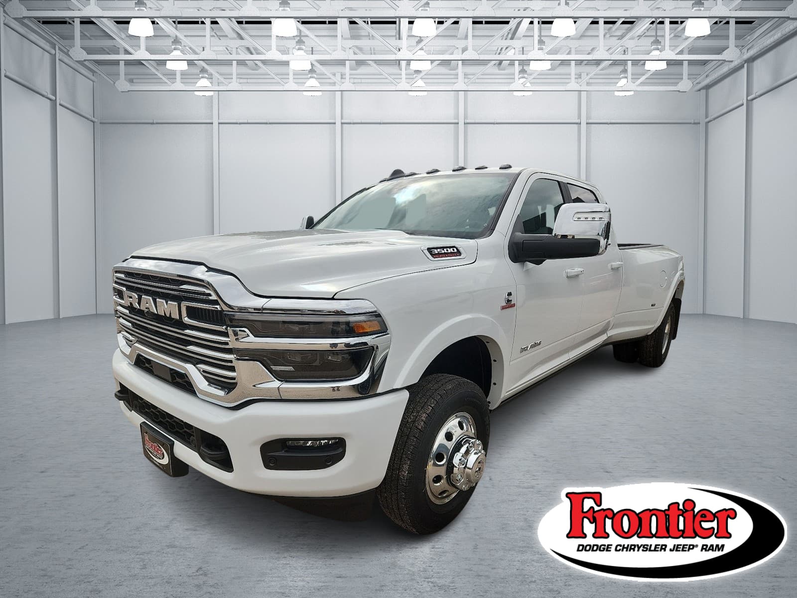2027 RAM 3500 Laramie — photo 1 of 10