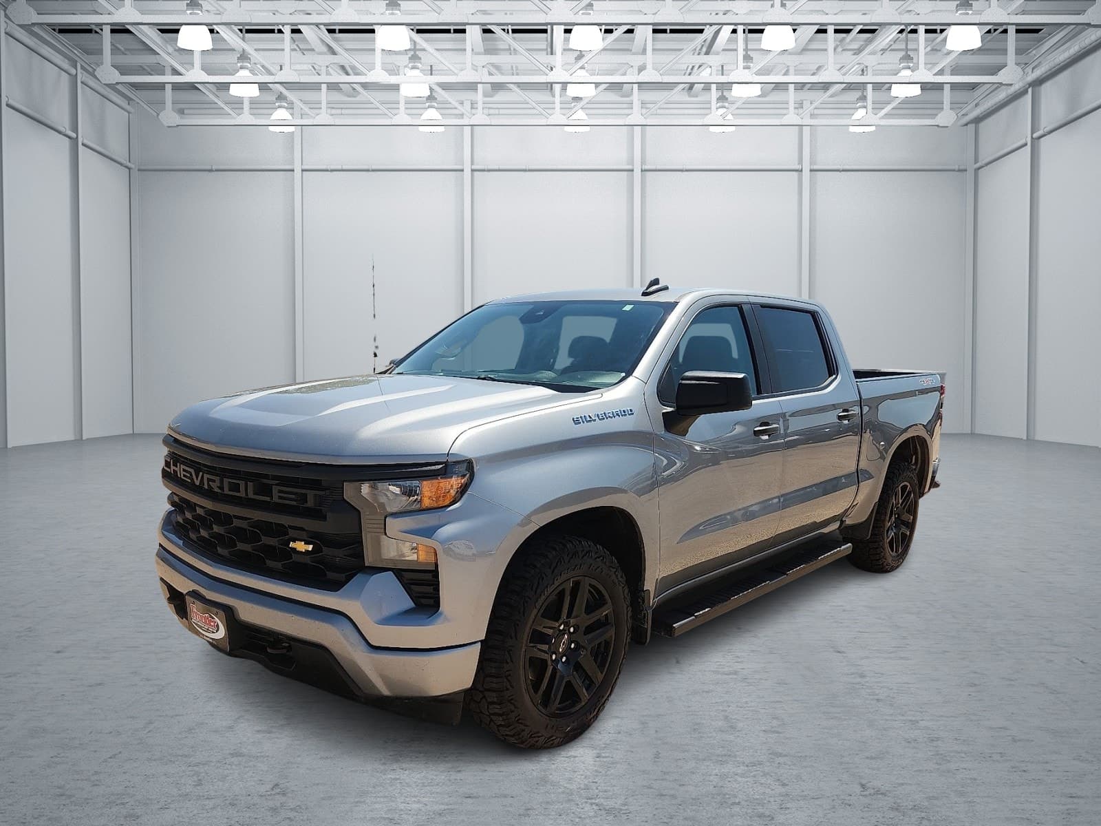 2023 Chevrolet Silverado 1500 Custom — photo 1 of 20