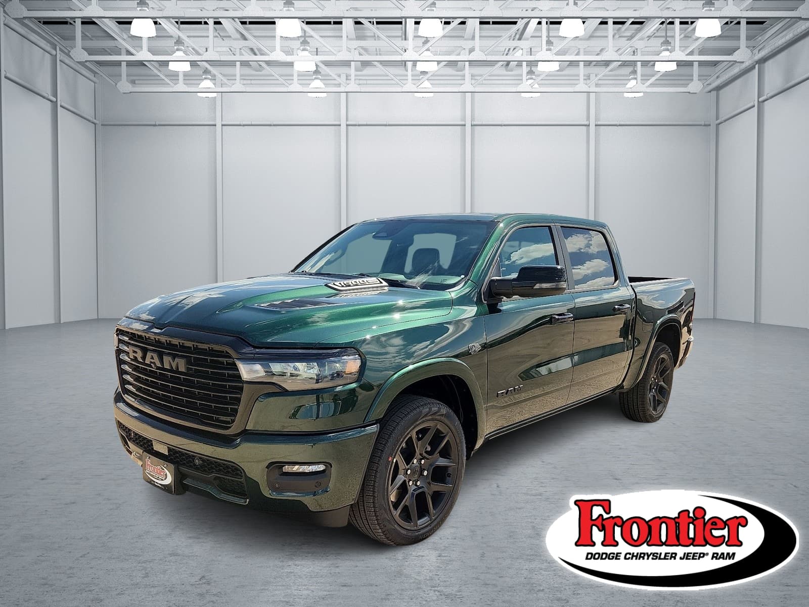 2027 RAM 1500 Laramie — photo 1 of 35
