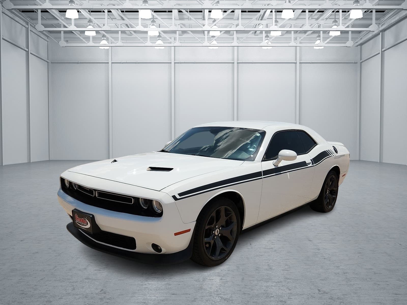 2018 Dodge Challenger SXT — photo 1 of 20