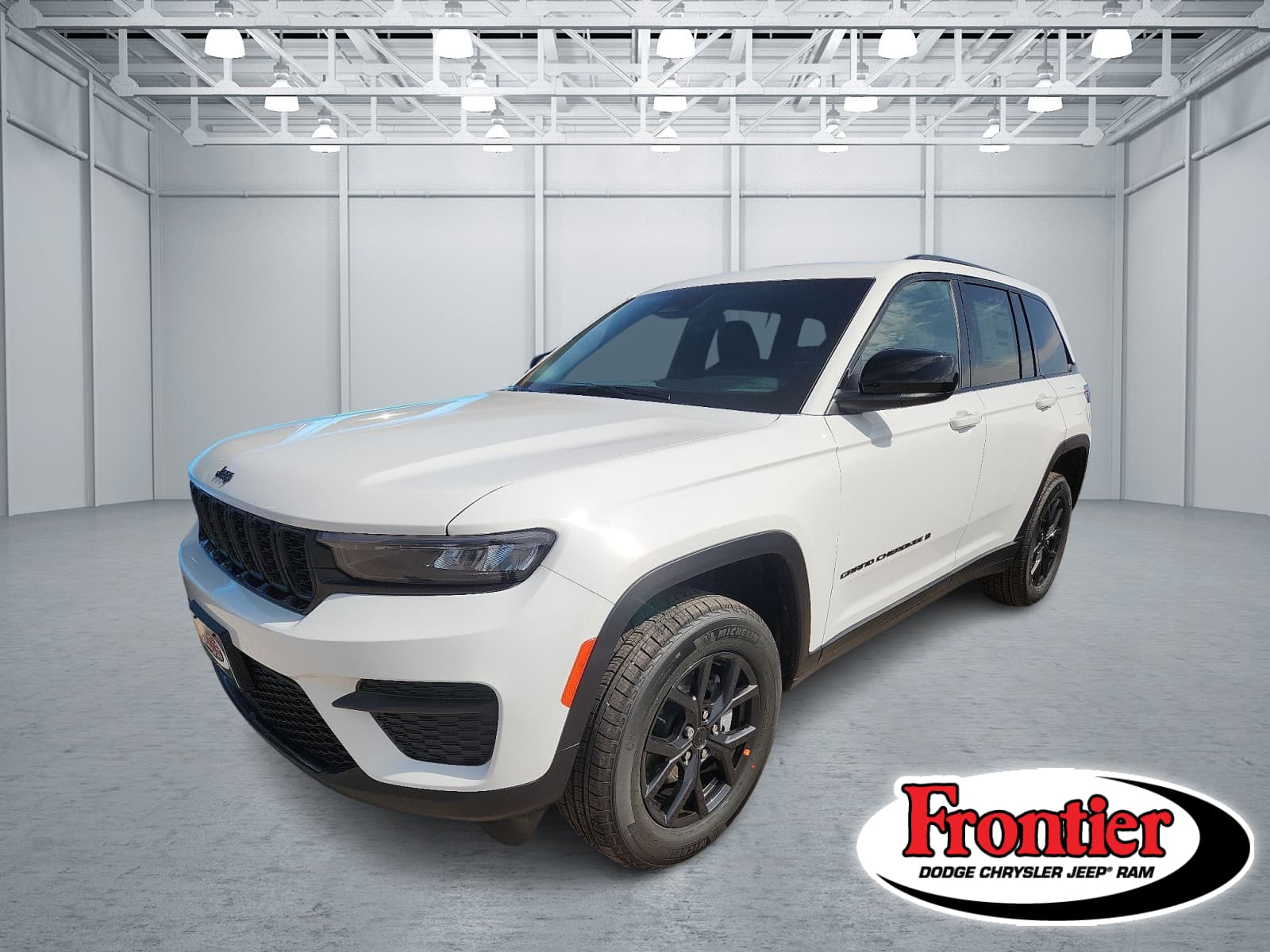 2027 Jeep Grand Cherokee Laredo X — photo 1 of 13