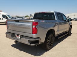 Extra Photo