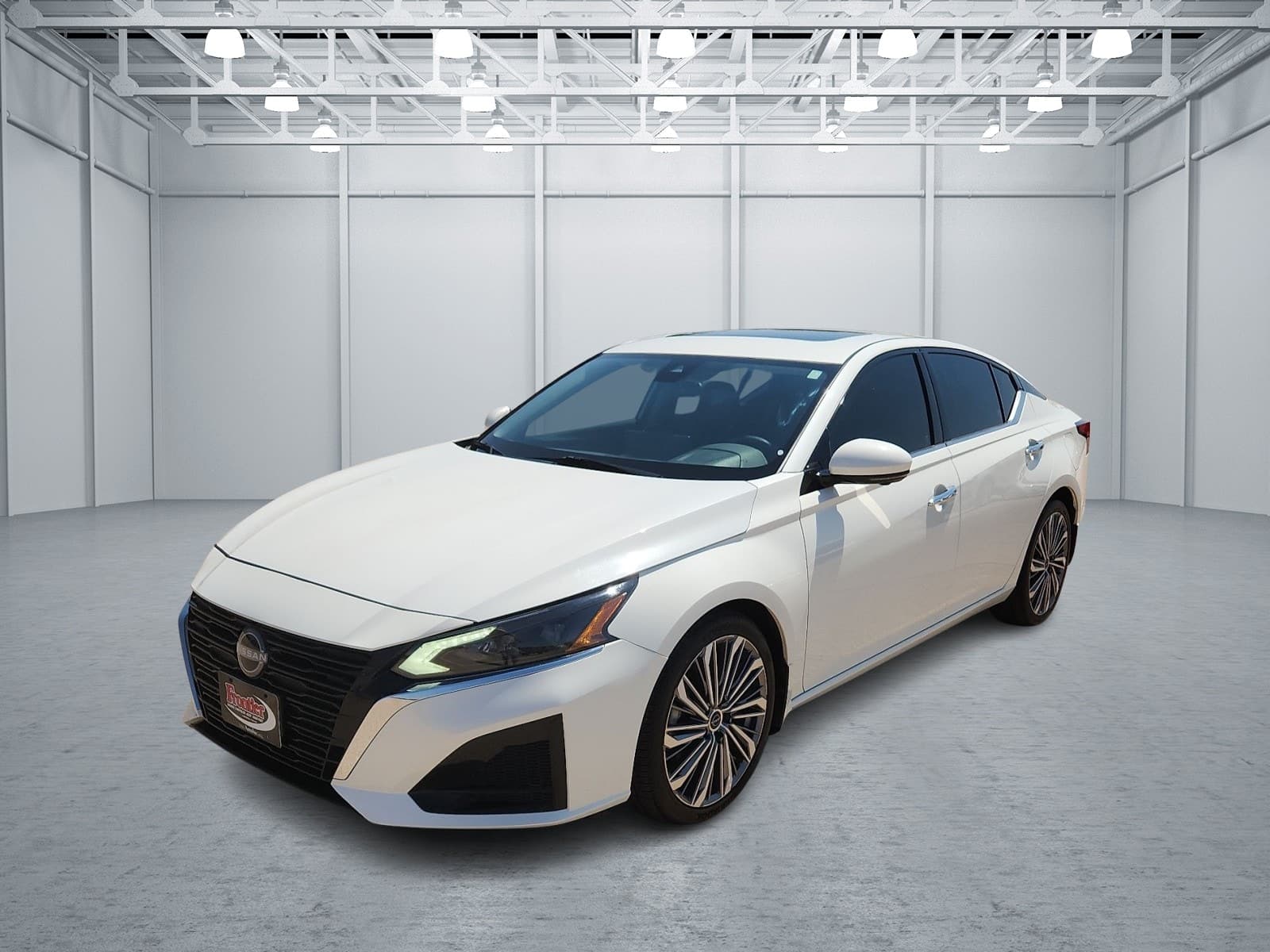 2024 Nissan Altima 2.5 SL — photo 1 of 20