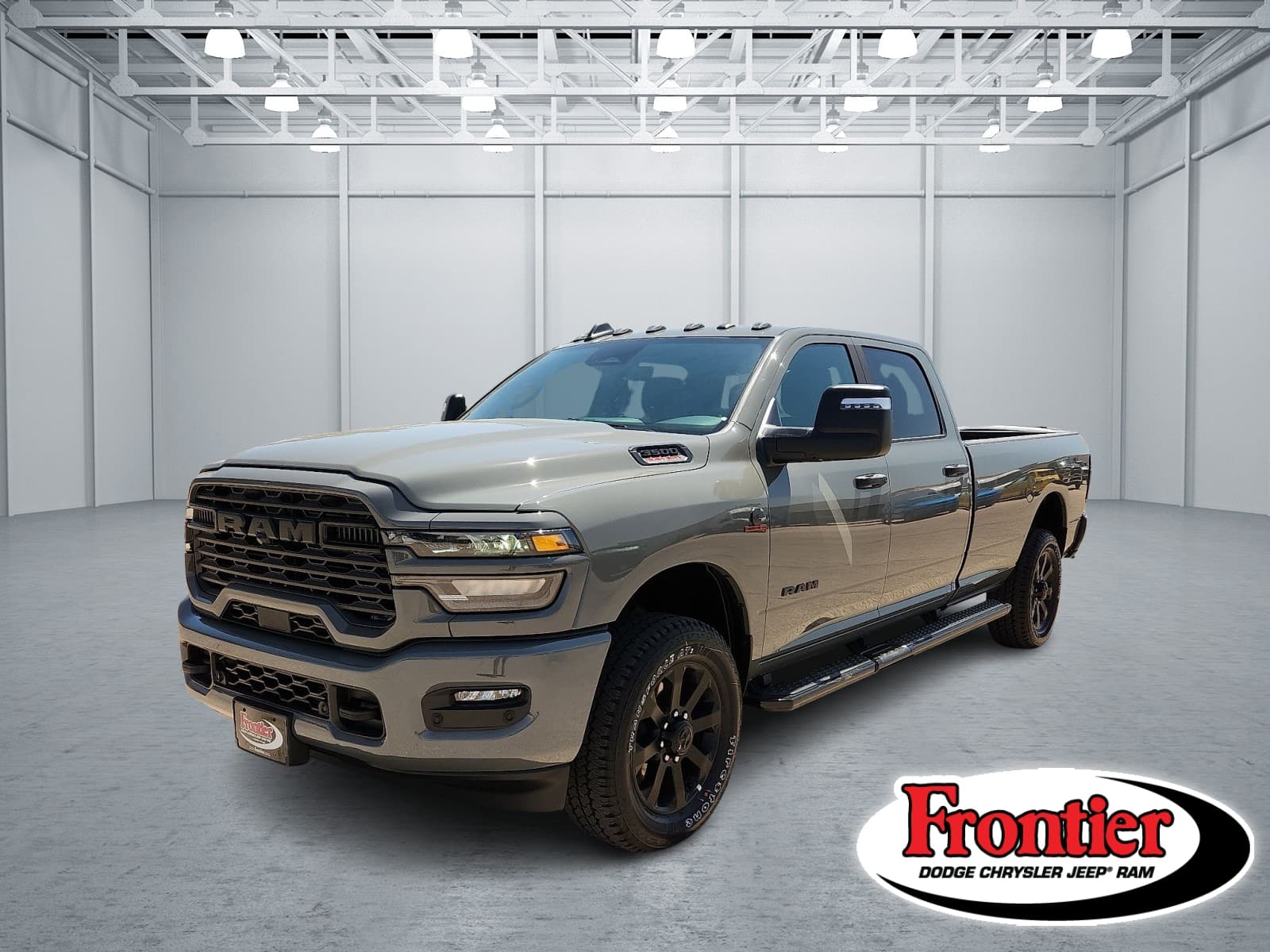 2026 RAM 3500 LONE STAR CREW CAB 4X4 8' BOX — photo 1 of 29