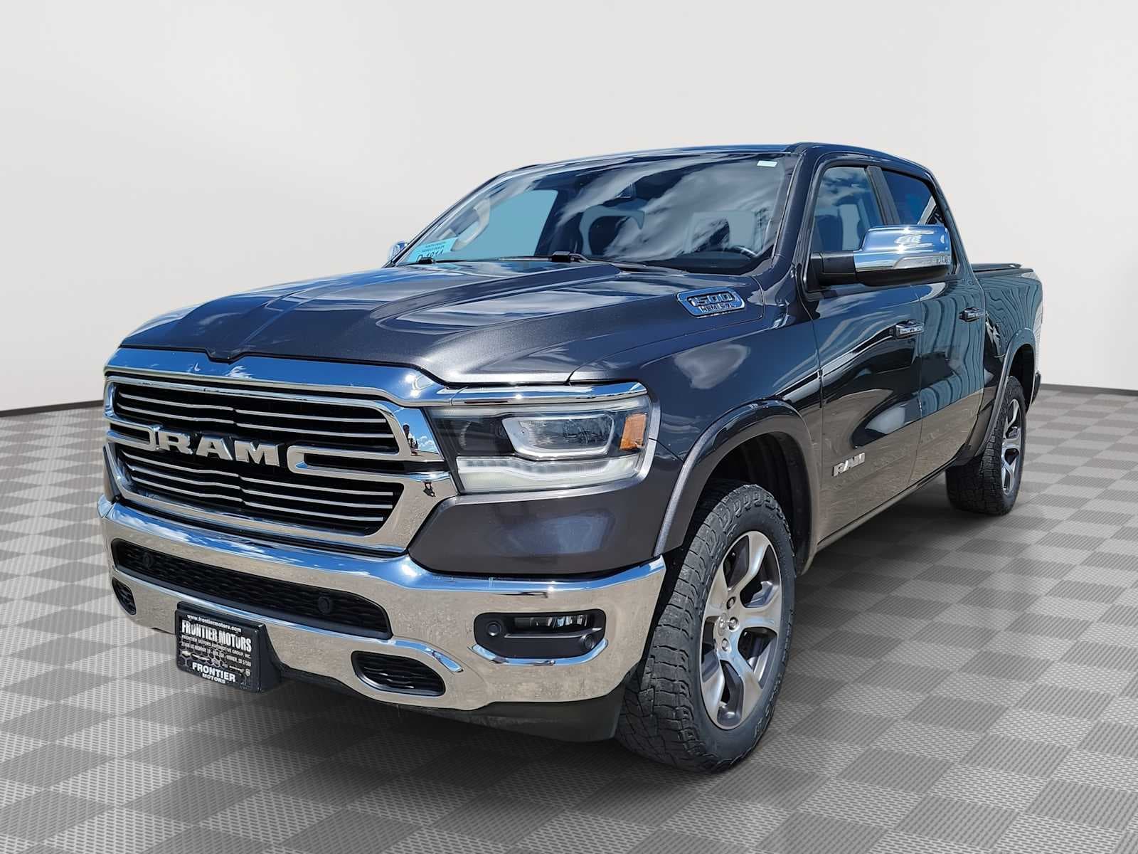 2019 RAM 1500 Laramie — photo 1 of 24