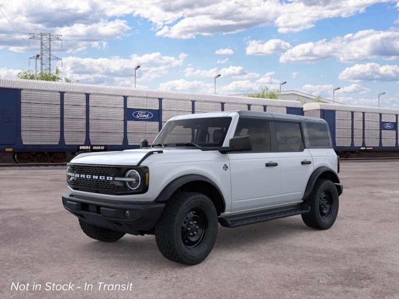 2026 Ford Bronco Outer Banks — photo 1 of 32