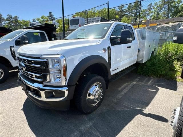 2026 Ford Super Duty F-450 DRW Base — photo 1 of 29