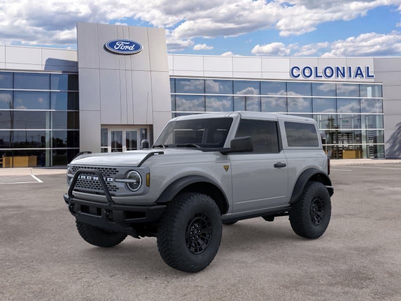 2026 Ford Bronco Badlands — photo 1 of 32