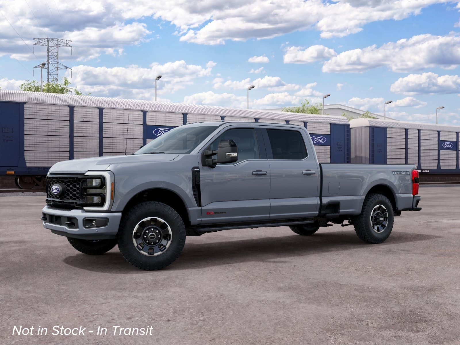 2027 Ford Super Duty F-350 SRW LARIAT — photo 1 of 22