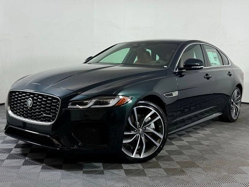 2024 Jaguar XF R-Dynamic SE — photo 1 of 39