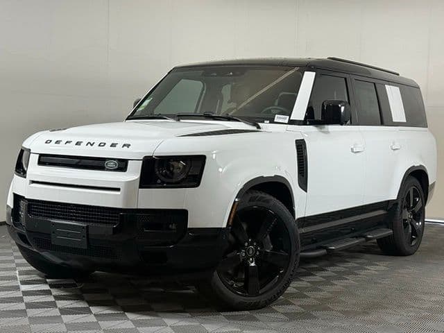 2025 Land Rover Defender X-Dynamic SE — photo 1 of 40