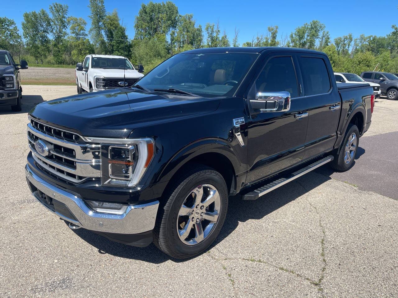 2023 Ford F-150 Base — photo 1 of 32