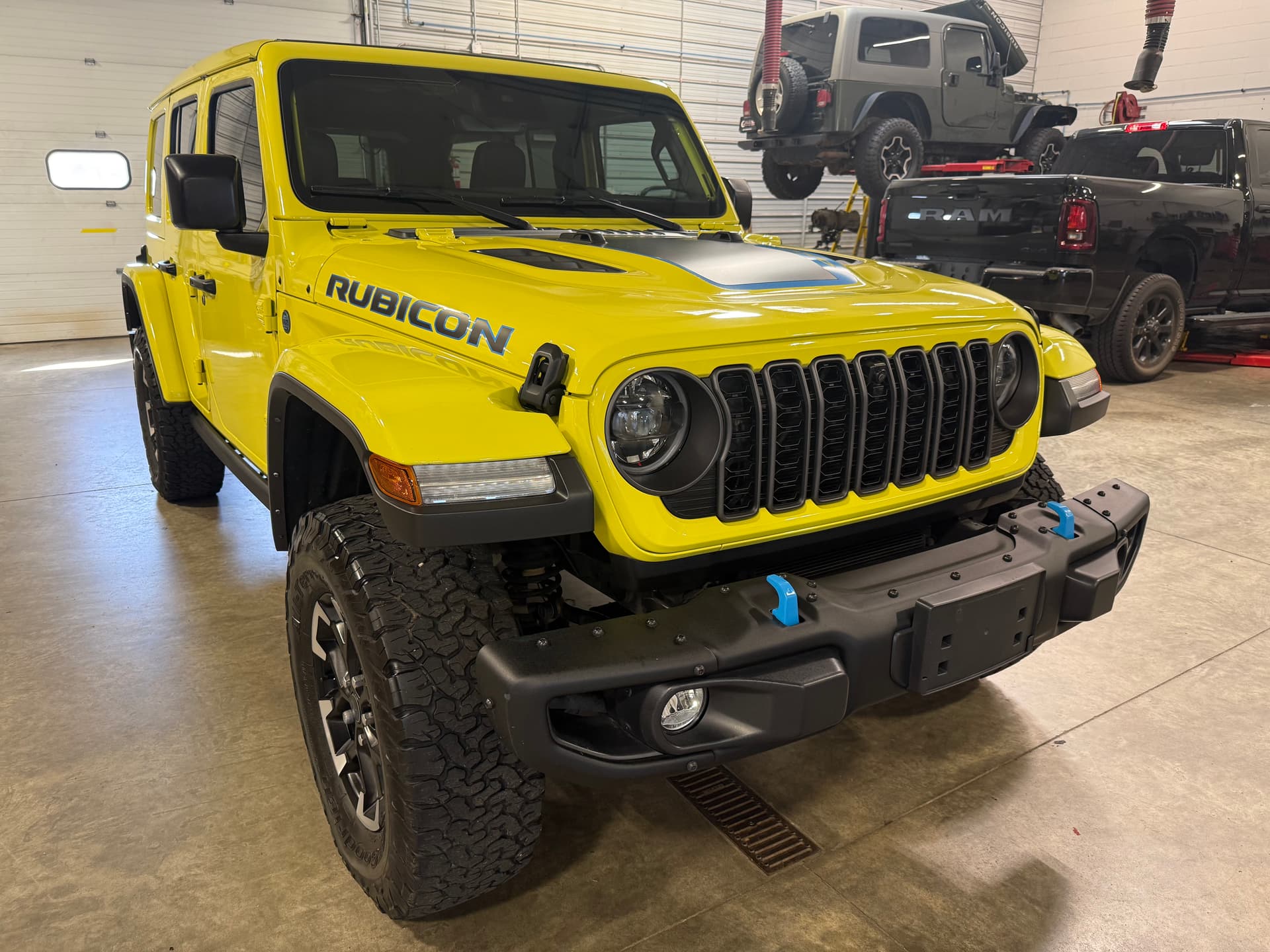 2024 Jeep Wrangler 4xe Rubicon X — photo 1 of 62