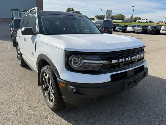 2023 Ford Bronco Sport Outer Banks — photo 1 of 9