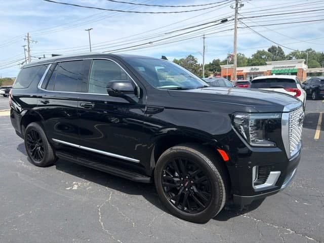 2024 GMC Yukon Denali — photo 1 of 34