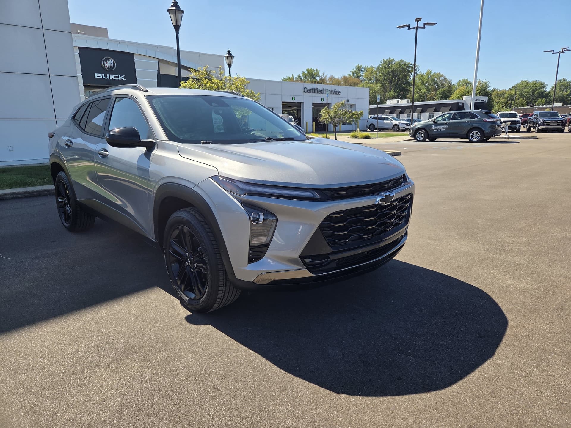 2025 Chevrolet Trax ACTIV — photo 1 of 20