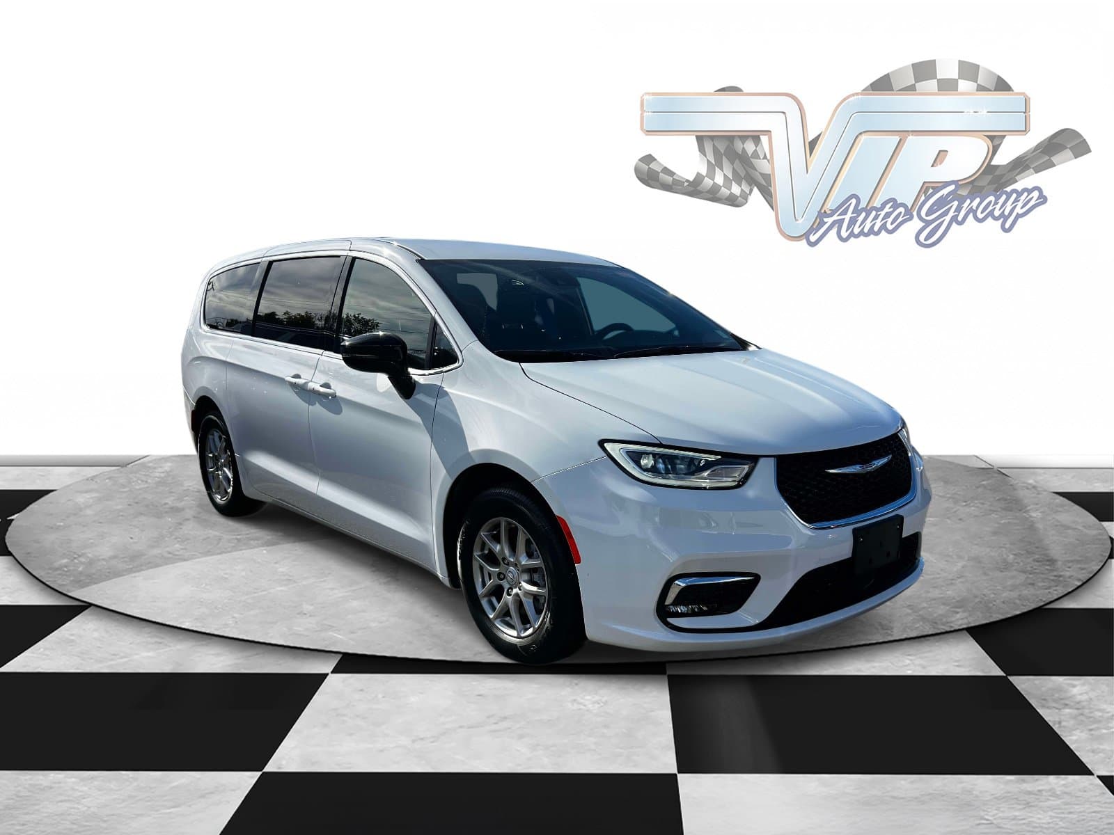 2026 Chrysler Pacifica Select — photo 1 of 32
