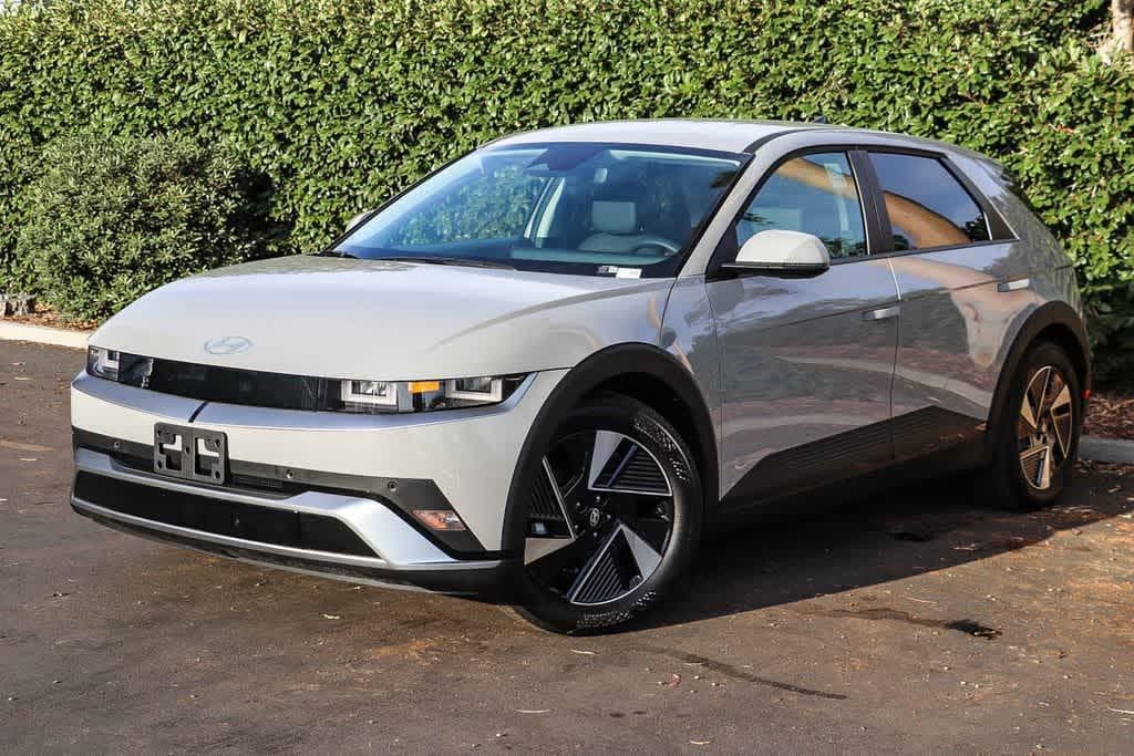 2026 Hyundai IONIQ 5 SEL — photo 1 of 29