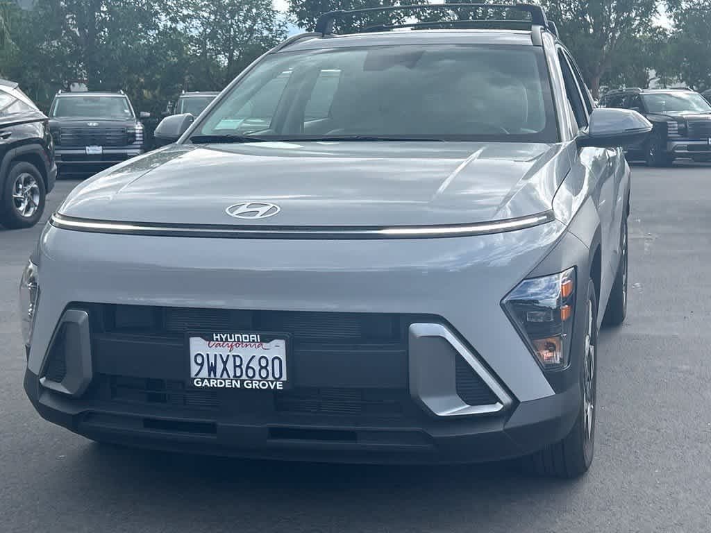 2025 Hyundai Kona SEL Convenience — photo 1 of 12
