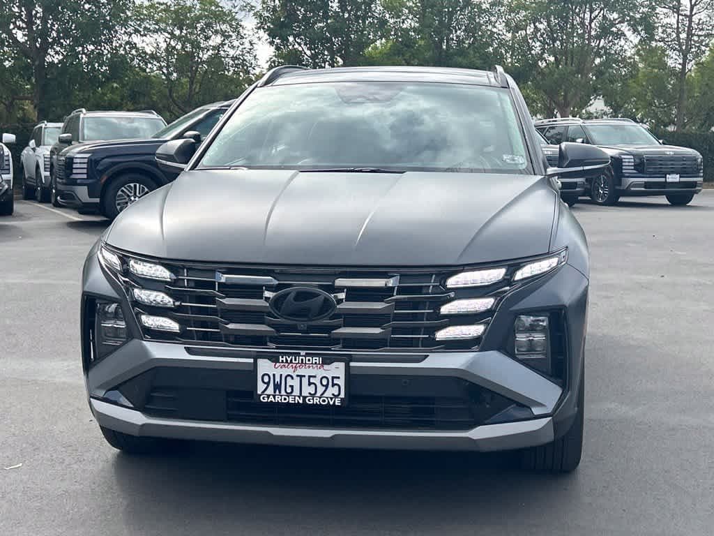 2025 Hyundai Tucson Limited — photo 1 of 12
