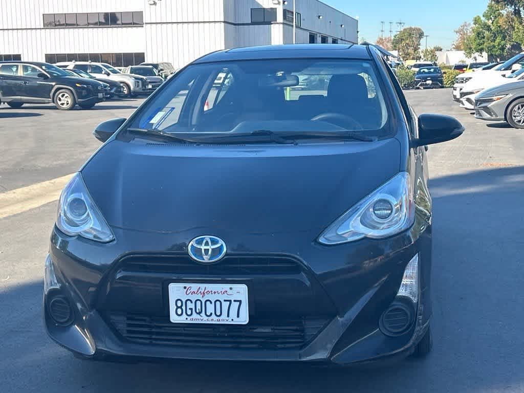 2015 Toyota Prius c Three — photo 1 of 11