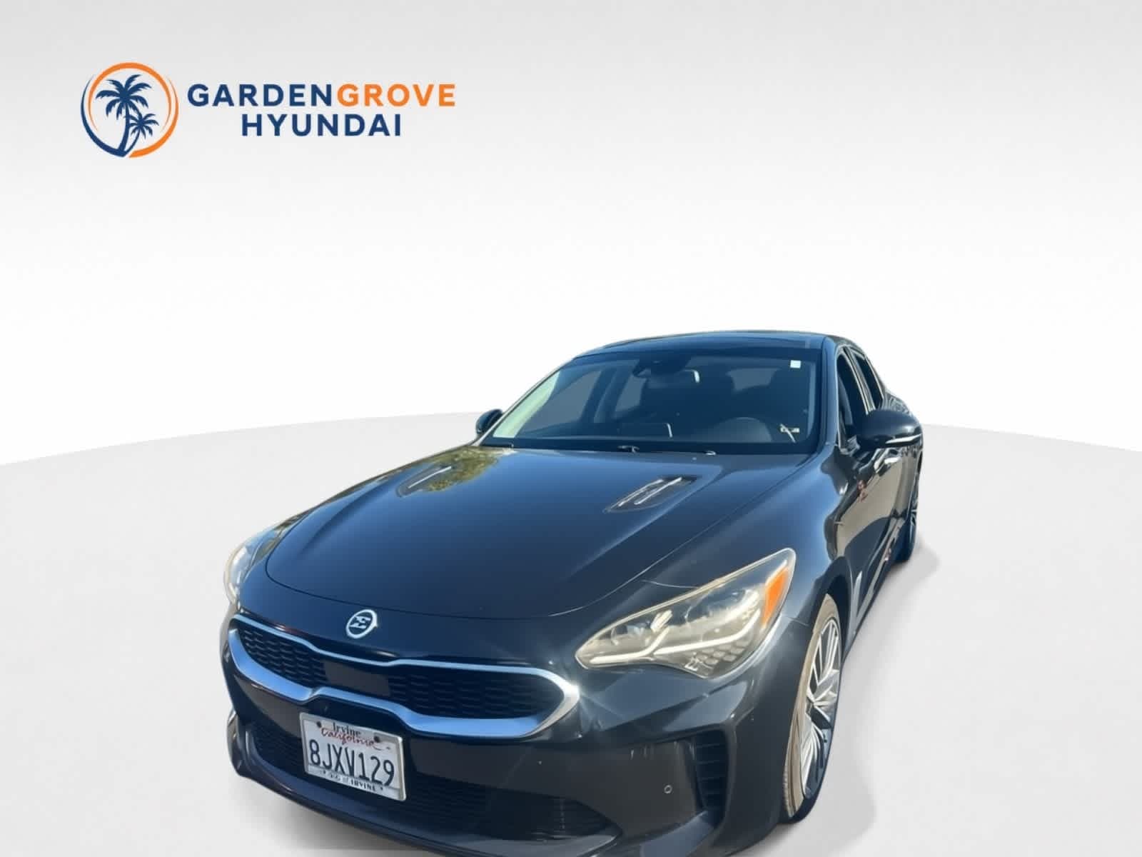 2018 Kia Stinger Premium — photo 1 of 8