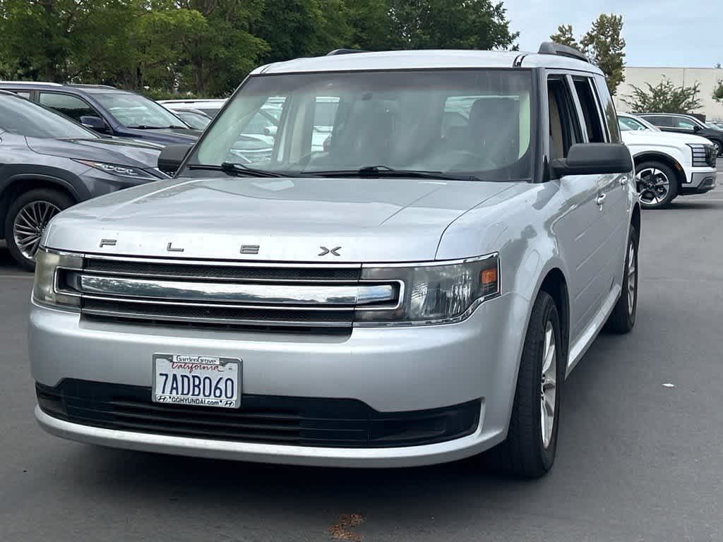 2013 Ford Flex SE — photo 1 of 7