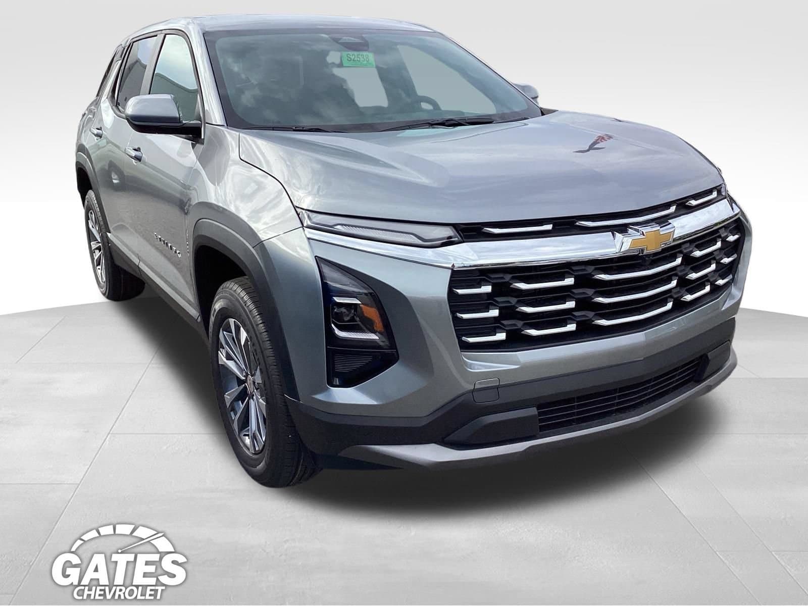 2027 Chevrolet Equinox FWD LT — photo 1 of 20