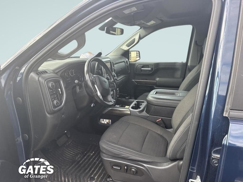 2021 Chevrolet Silverado 1500 RST — photo 1 of 3