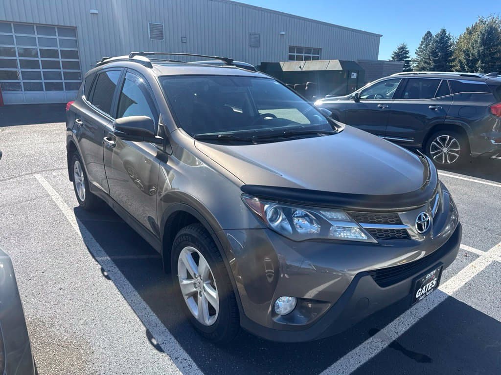 2013 Toyota RAV4 XLE — photo 1 of 5