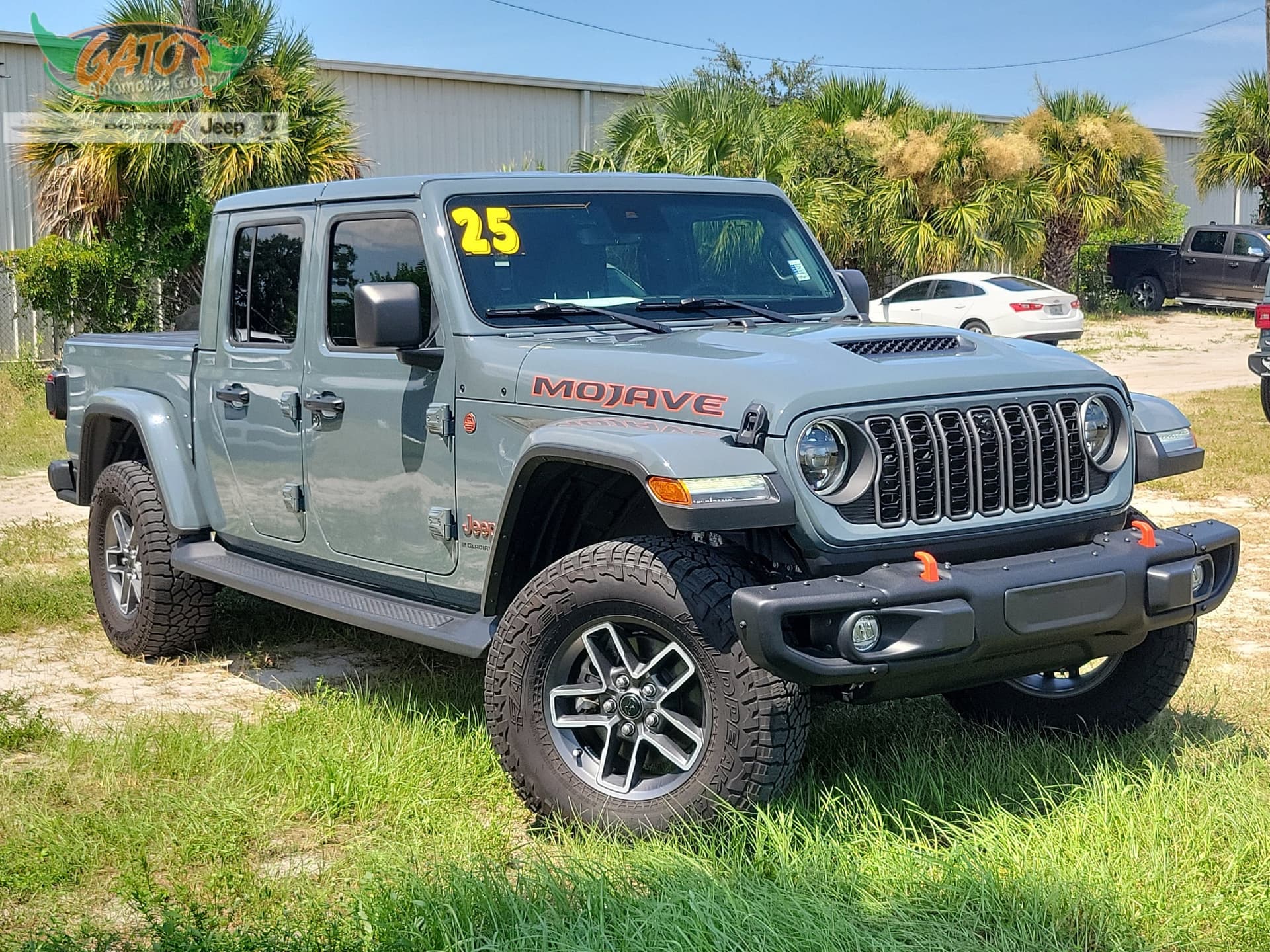 2025 Jeep Gladiator Mojave — photo 1 of 26