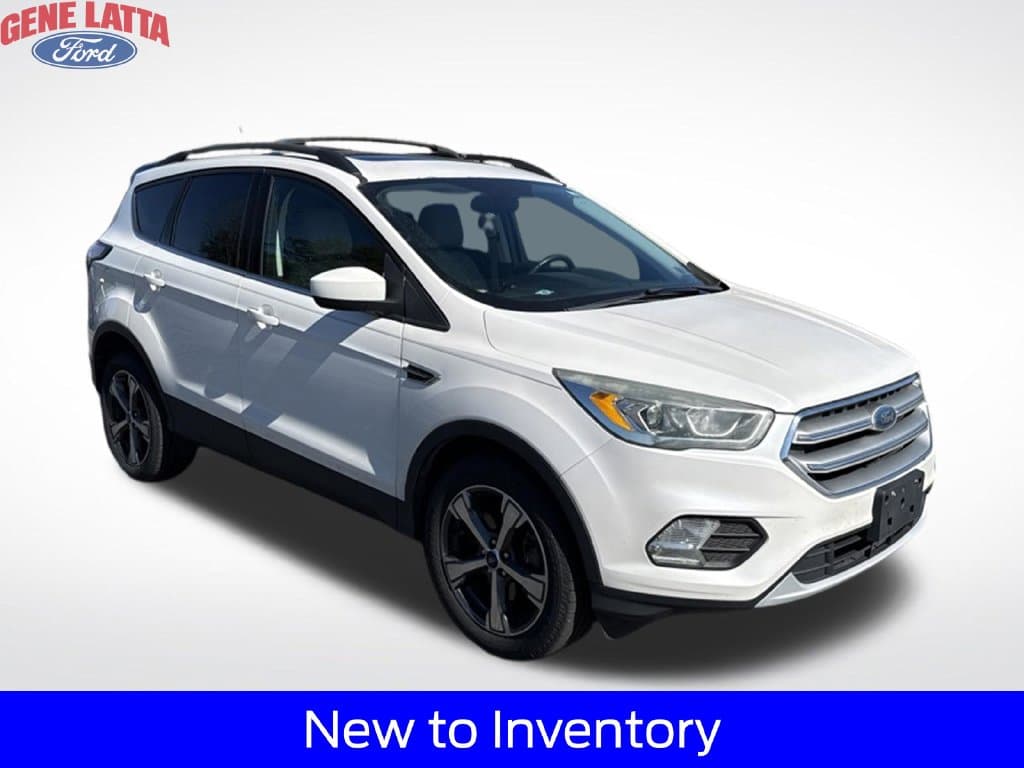 2017 Ford Escape SE — photo 1 of 5