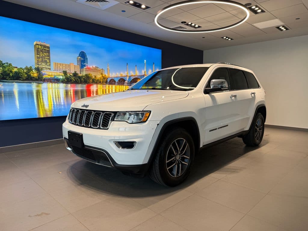 2018 Jeep Grand Cherokee Limited — photo 1 of 41