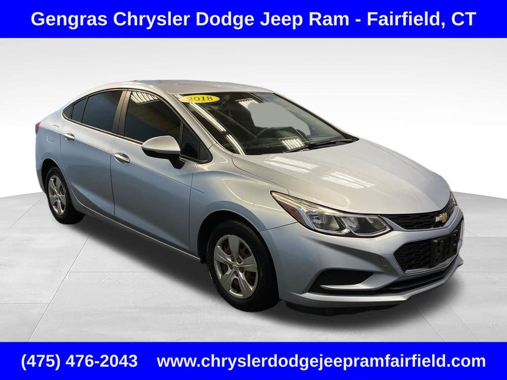 2018 Chevrolet Cruze LS — photo 1 of 45