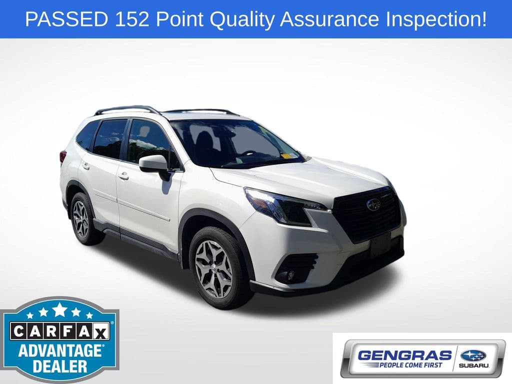 2024 Subaru Forester Premium — photo 1 of 44