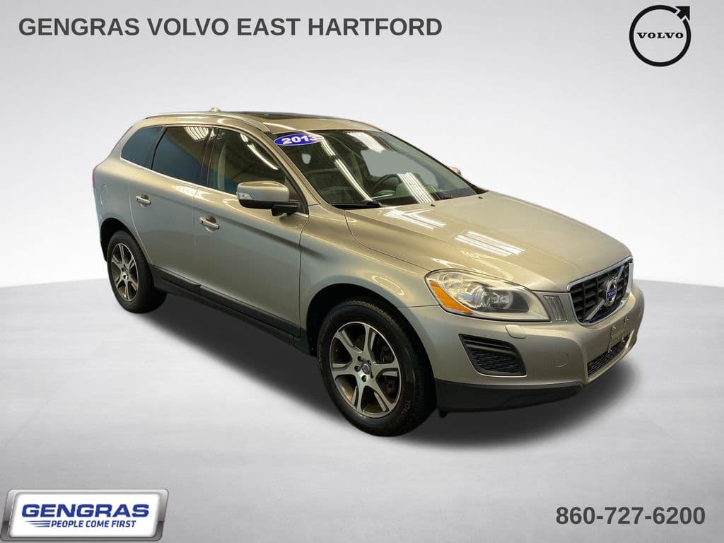 2013 Volvo XC60 T6 — photo 1 of 48