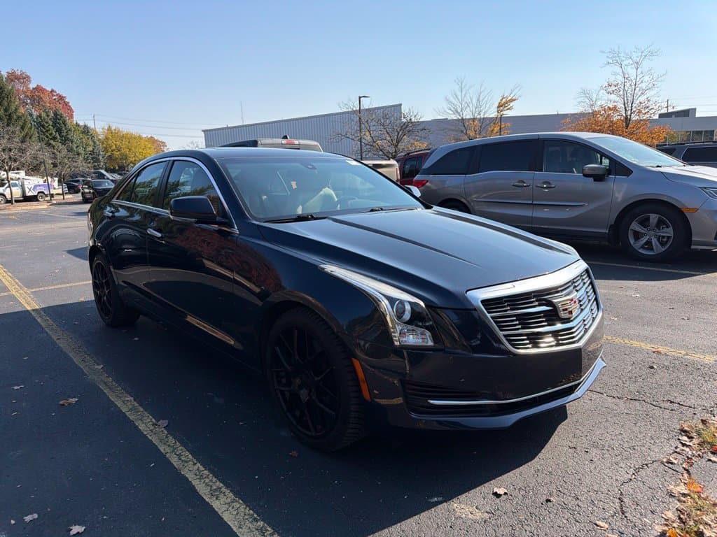 2017 Cadillac ATS-V Sedan Base — photo 1 of 8