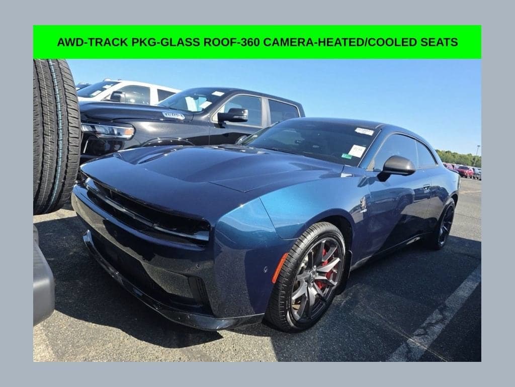 2024 Dodge Charger Daytona Scat Pack — photo 1 of 10