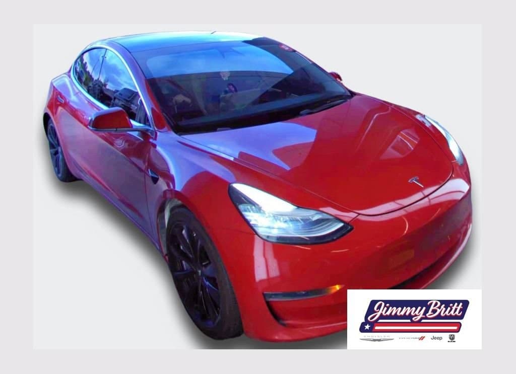 2020 Tesla Model 3 Standard Range — photo 1 of 21