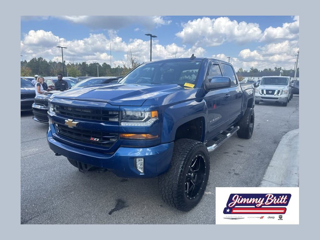 2016 Chevrolet Silverado 1500 LT — photo 1 of 13