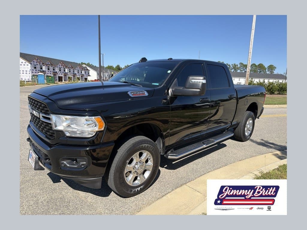 2024 RAM 2500 Big Horn — photo 1 of 18