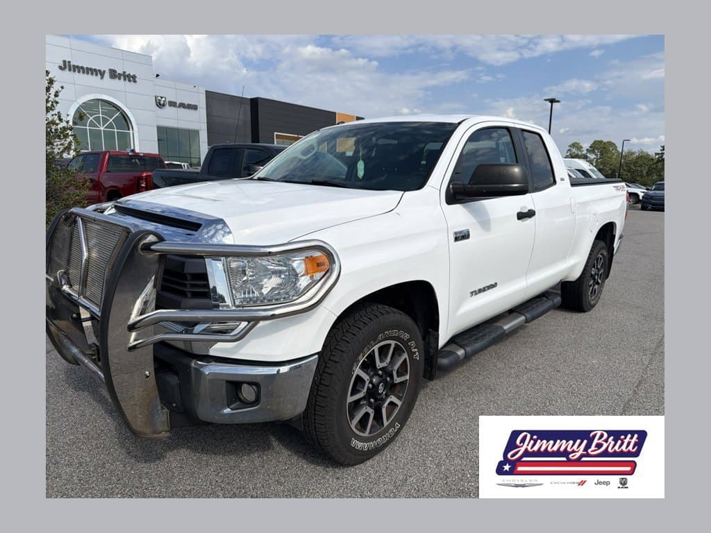 2014 Toyota Tundra 4WD Truck SR5 — photo 1 of 20