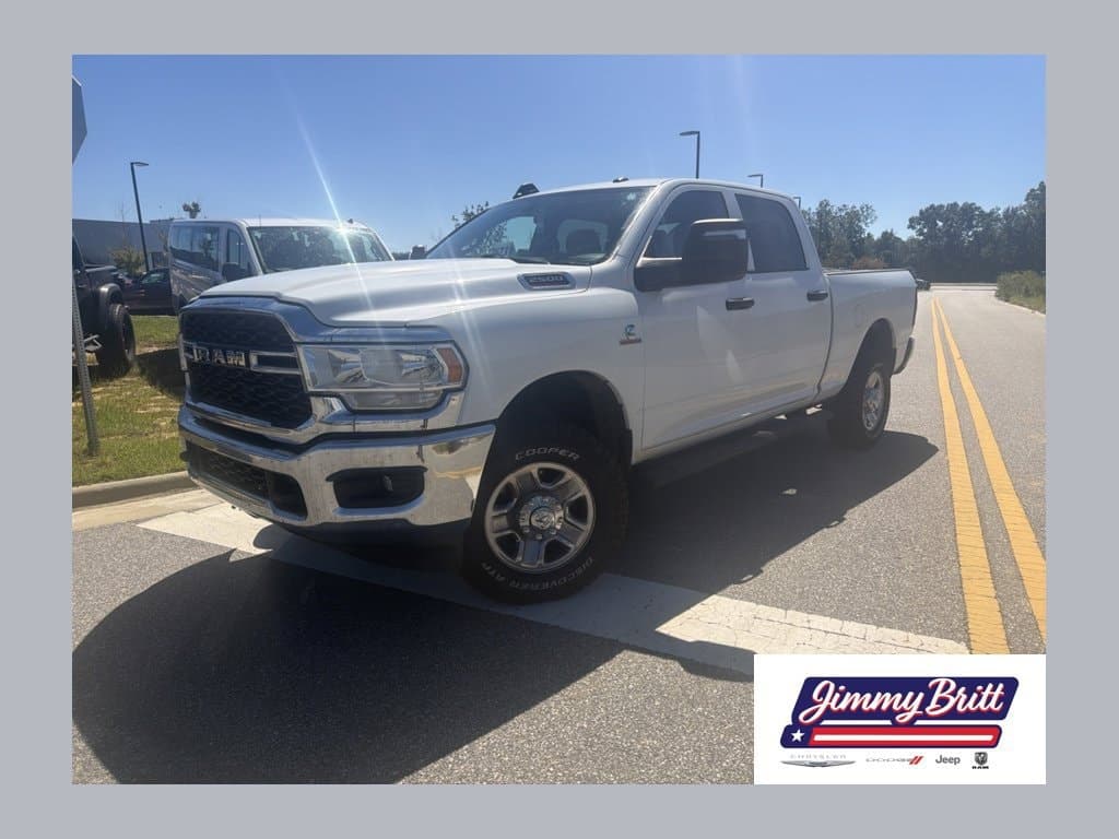 2024 RAM 2500 Tradesman — photo 1 of 16