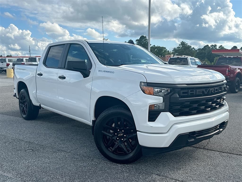Foto de 2024 Chevrolet Silverado 1500 Custom